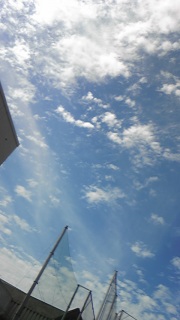 ����B